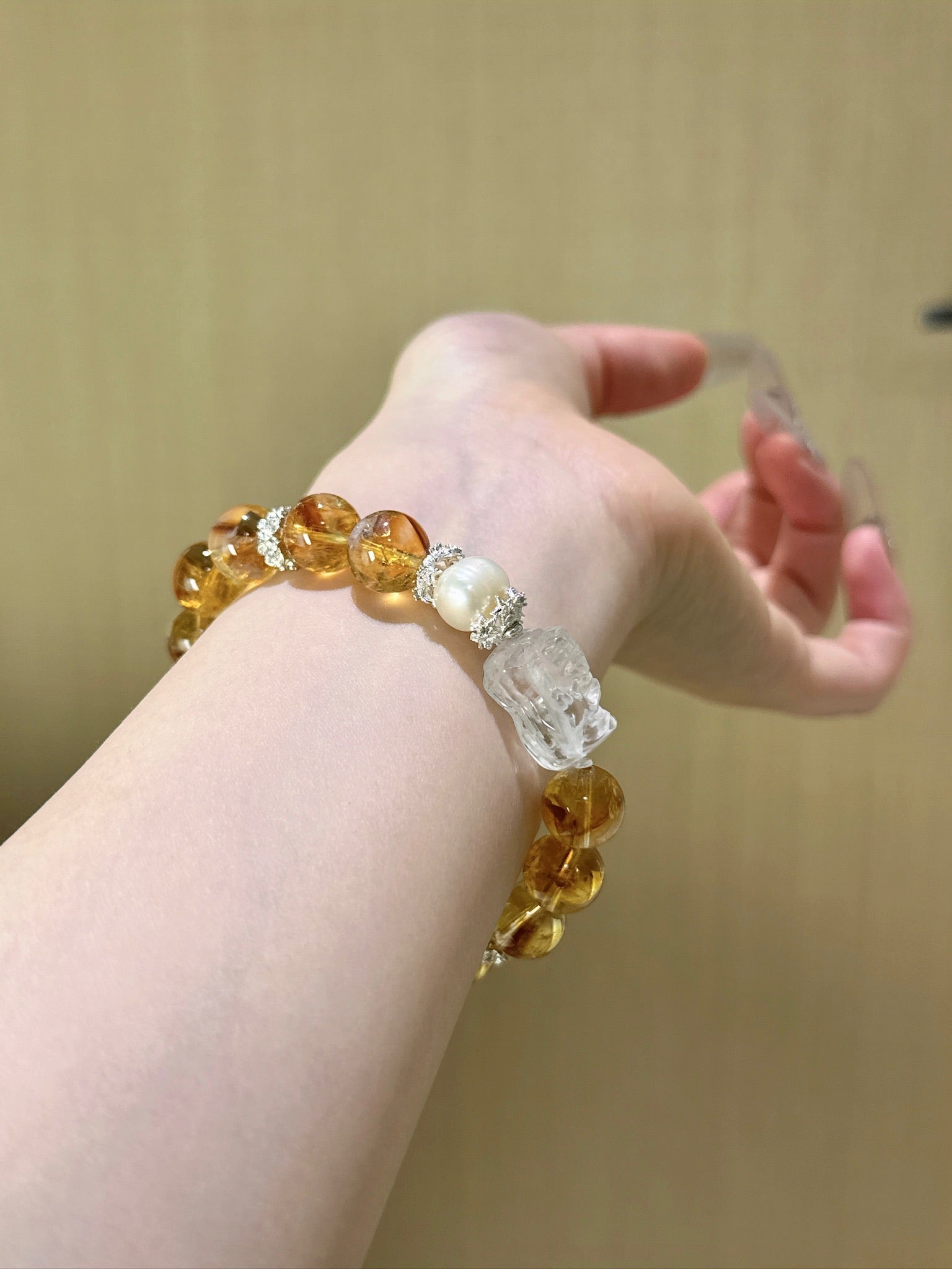 ▫️▪️ Yellow tower crystal pearl white crystal zakiram bracelet